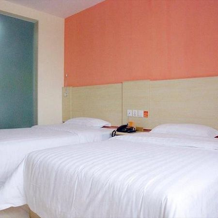 7 Days Inn Beijing Capital Airport Second Branch Eksteriør billede